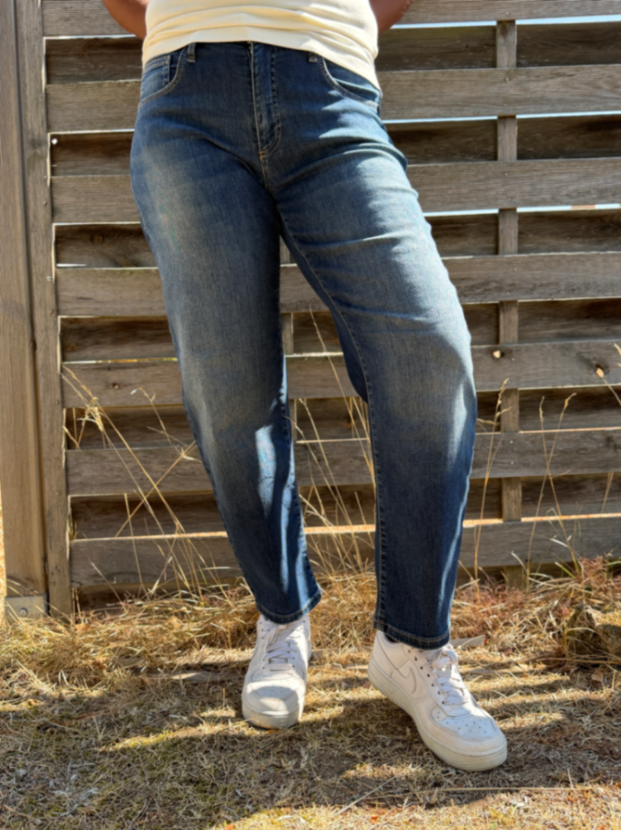 Danni Barrel/Ballon Fit