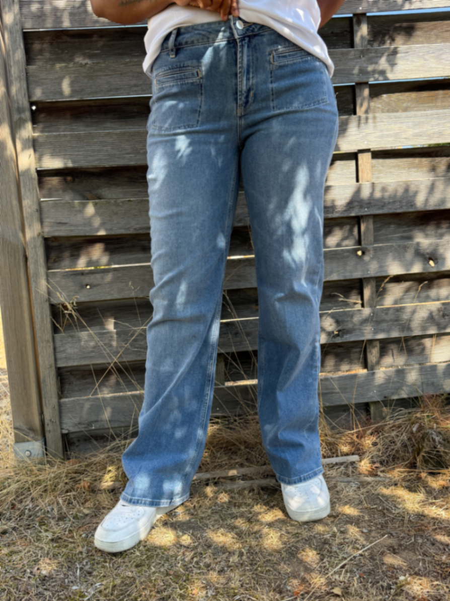 Carie French Flared-Jeans